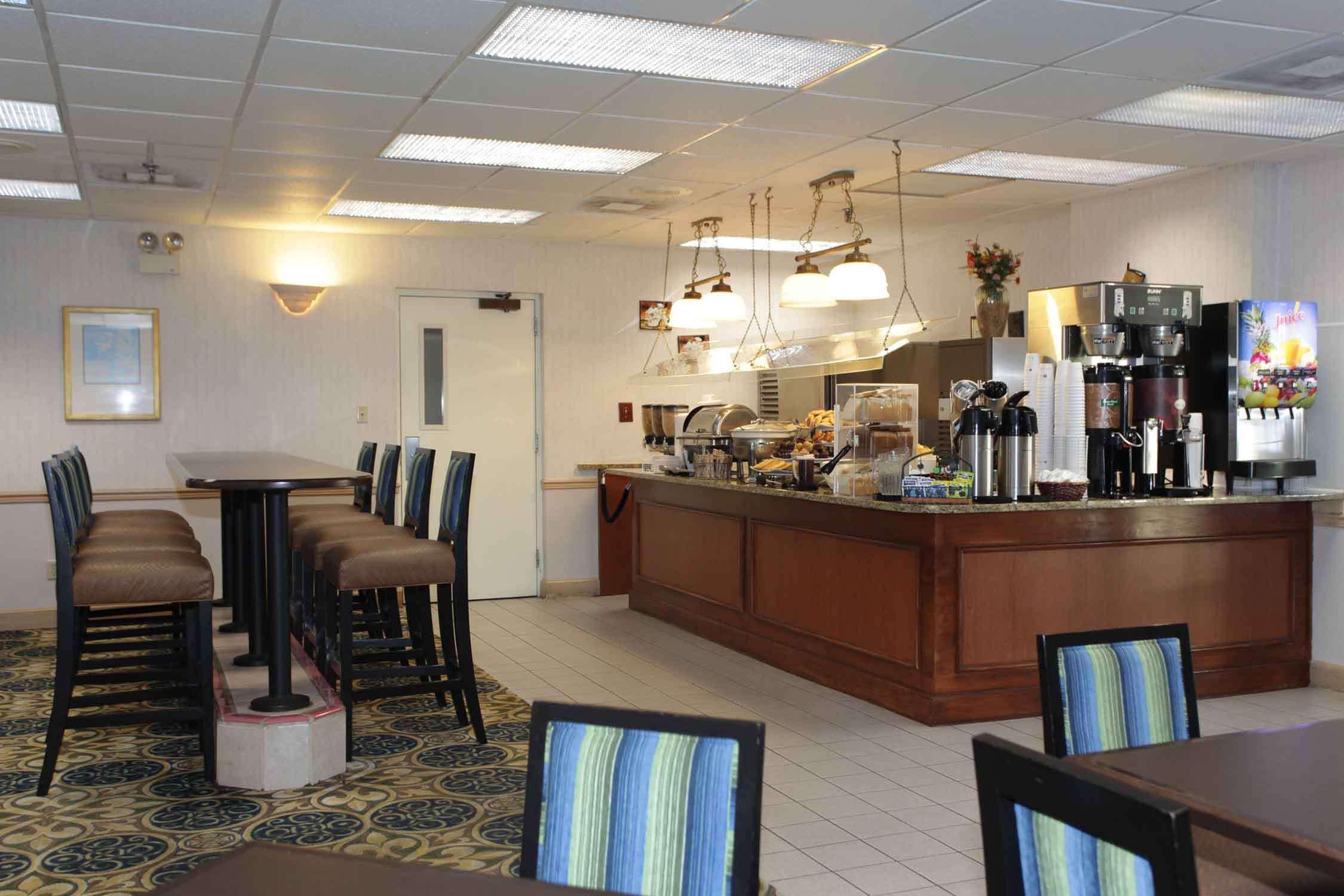 Wyndham Garden Hotel - Jacksonville Restaurant photo