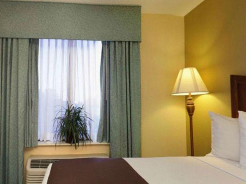 Wyndham Garden Hotel - Jacksonville Exterior photo