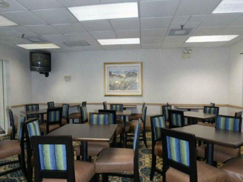 Wyndham Garden Hotel - Jacksonville Exterior photo